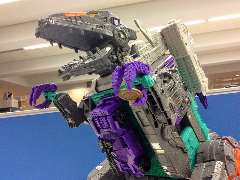 transformers titan class trypticon